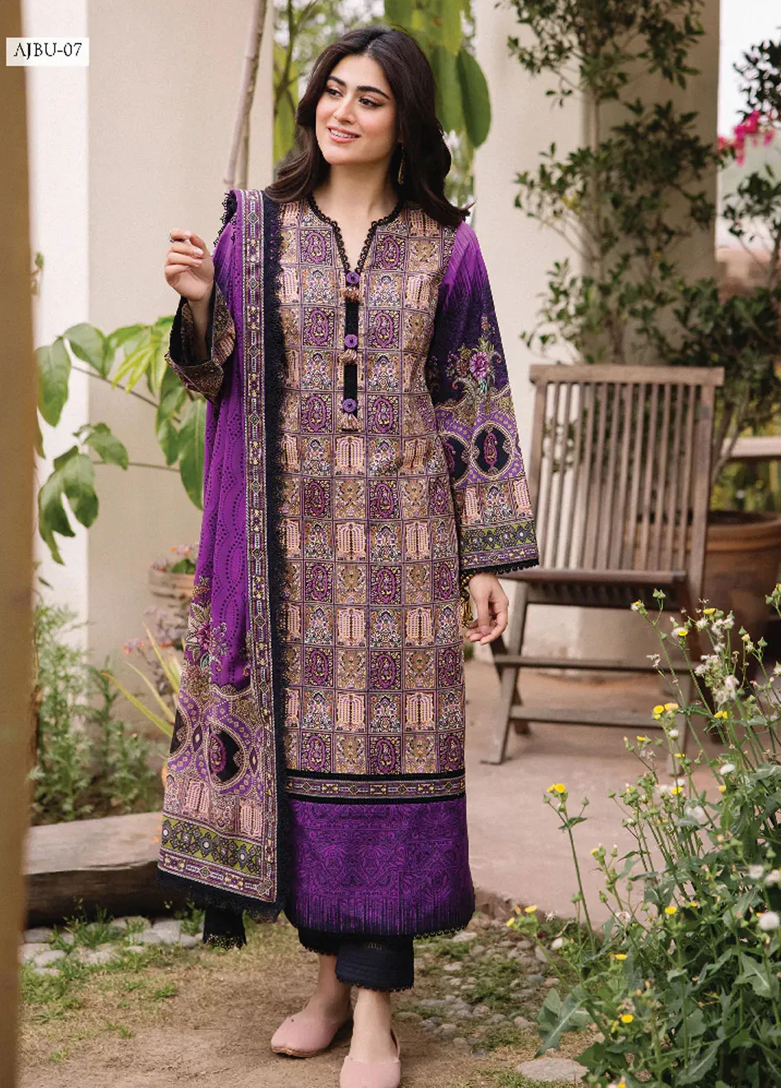 Uraan By Asim Jofa Embroidered Lawn Suit Unstitched 3 Piece AJ24U AJUR-06 – Summer Collection