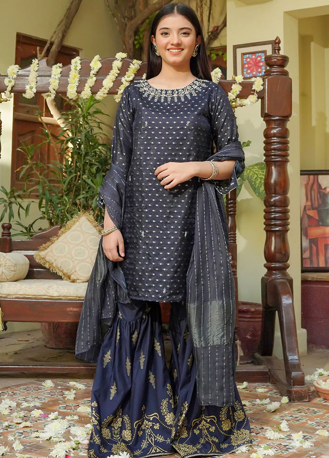 Madame Luxury Pret  Cotton 3 Piece Suit 2572 main image 1
