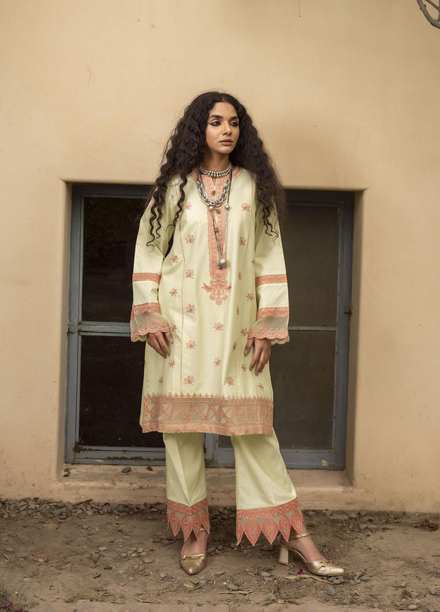 Surmai Pret  Lawn 2 Piece SULP-04 NAAZ