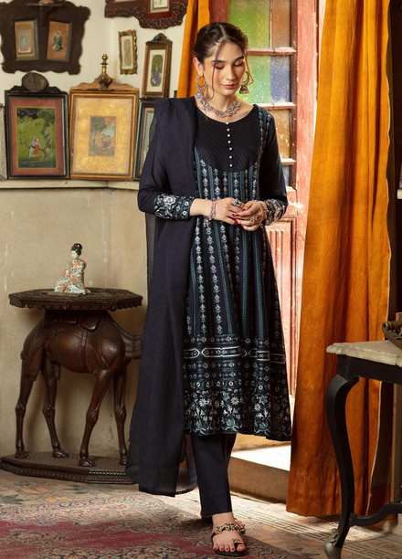 Shanyera Ready to Wear Embroidered Lawn 3 Piece Suit SHN22TB C5 - Neelam