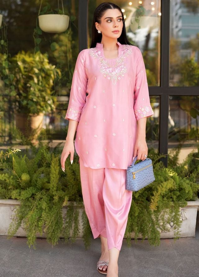 Allure by IH Pret Printed Lawn 2 Piece Suit Leslie