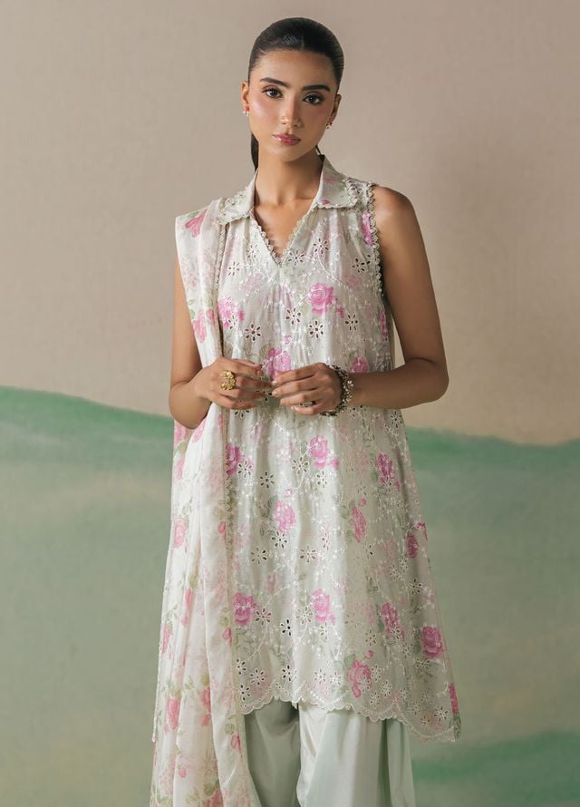 Cross Stitch Embroidered Lawn Suits Unstitched 3 Piece CS25UE D-03 Floret Grace - Summer Collection