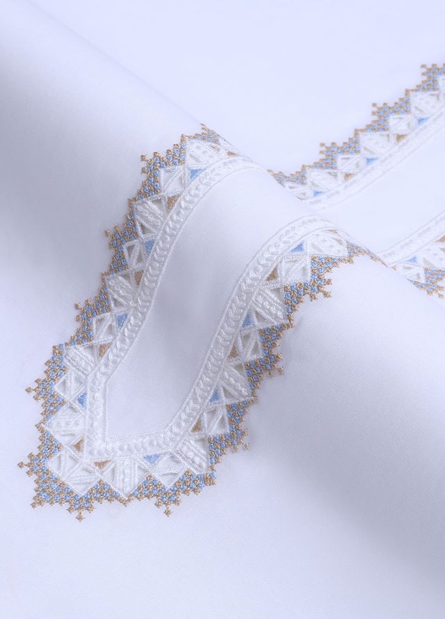 Fabrich Embroidered Cotton Suits Unstitched Kameez Shalwar GTS-V-003 - Summer Collection
