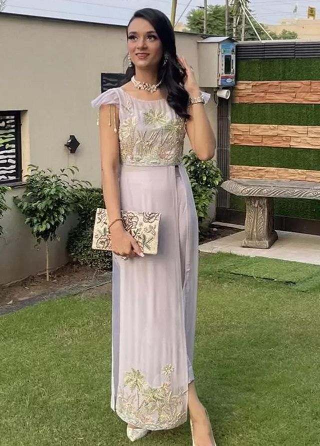 Hues Atelier Pret Embroidered Chiffon 2 Piece Suit HA23LP Lotus Palm