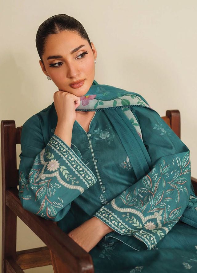Ilara by Seran Embroidered Cambric Suits Unstitched 3 Piece SN25IC D-01 Cerine - Summer Collection