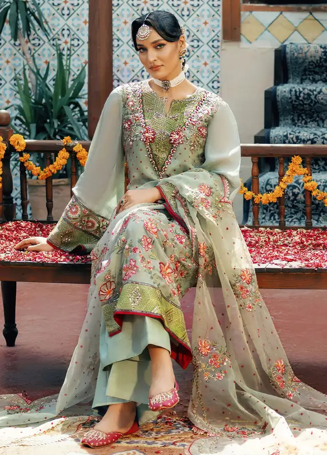 Jamnii Pret Embroidered Chiffon 3 Piece Suit Mumtaz