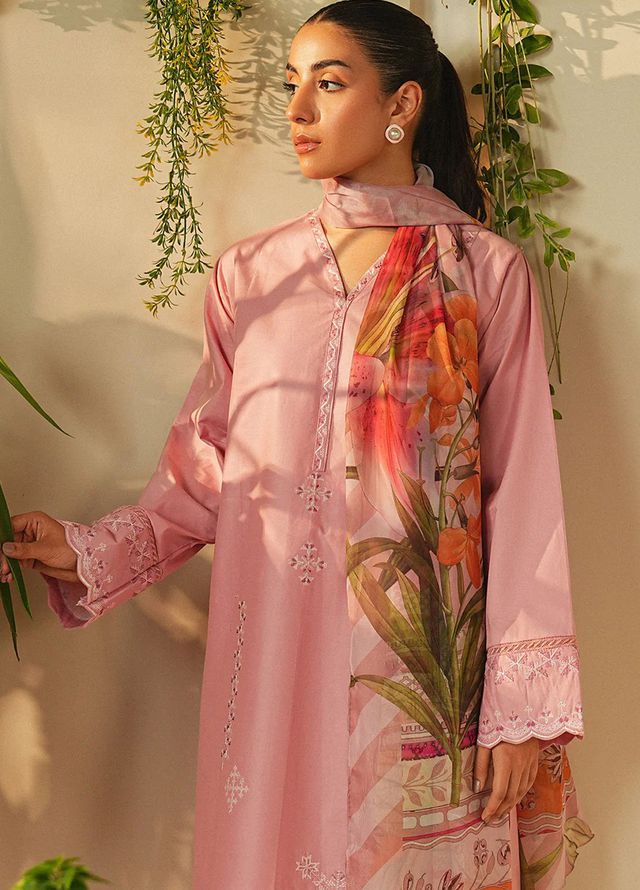 Mannat Clothing Pret Embroidered Lawn 3 Piece Suit Pinkveil