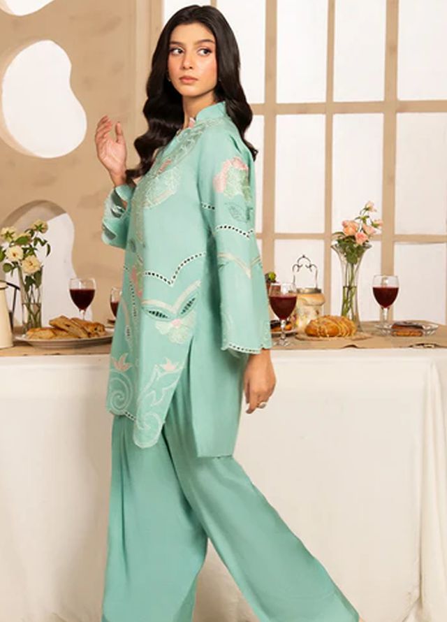 Meeral Pret Embroiered Lawn 2 Piece Suit COR-002