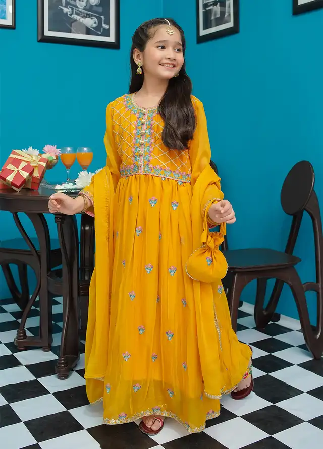 Modest Pret Embroidered Chiffon 3 Piece Suit Naaznein