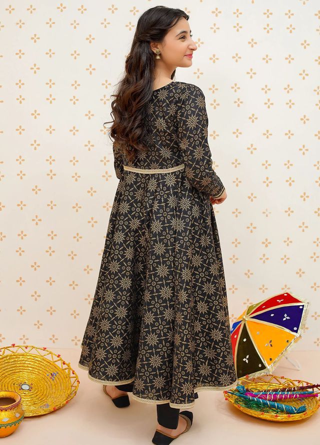 Modest Pret Embroidered cotton 3 Piece Suit Noor e Siyah
