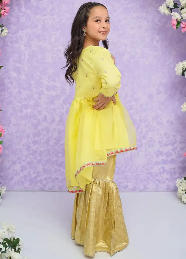 Modest Pret Embroidered Organza 3 Piece Suit Mehjabeen