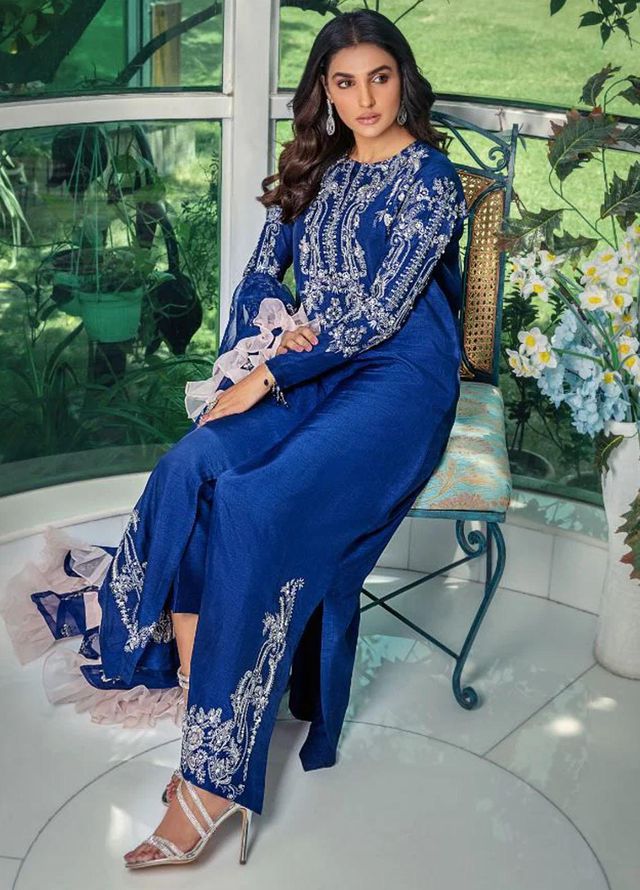 Malook By Shazia Ovais Pret Embroidered Raw Silk 3 Piece Suit MLK23NJ Nehal