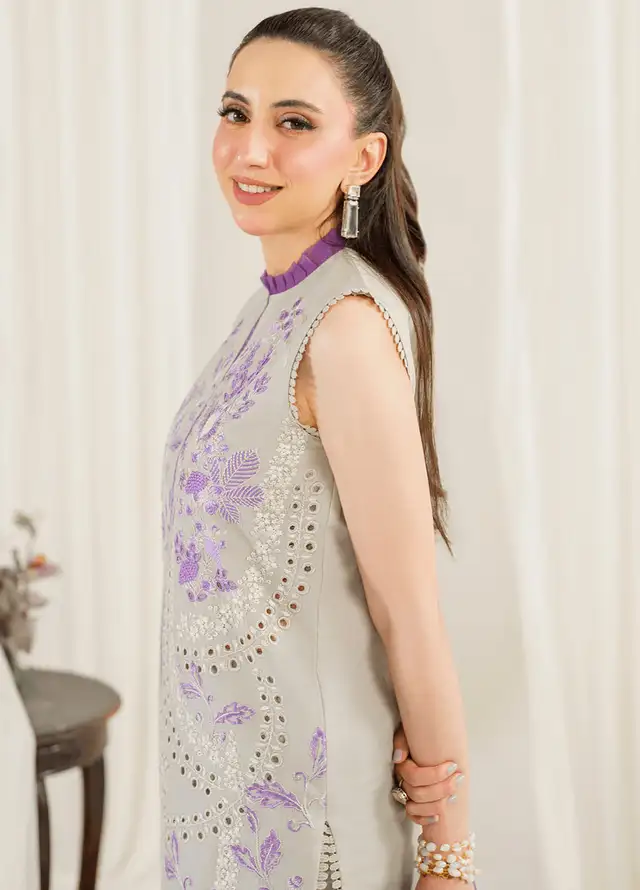 Pretty In Pink By Asifa And Nabeel Embroidered Lawn Suit Unstitched 3 Piece AN24L PP-5 Daphne - Summer Collection