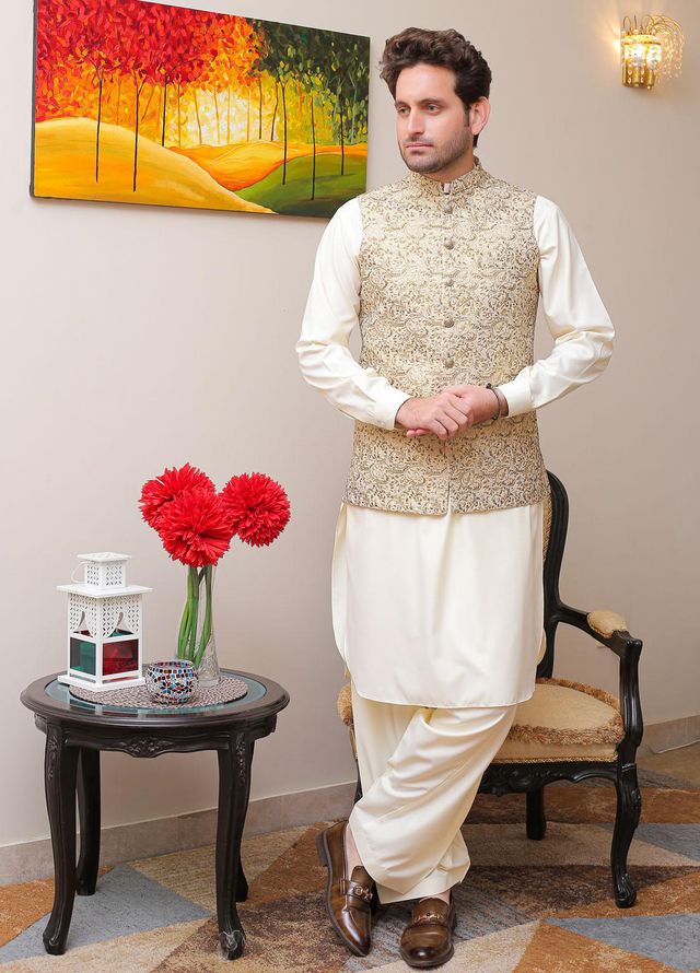 Real Image  Formal Waistcoat for Men -  W - 145 Gold