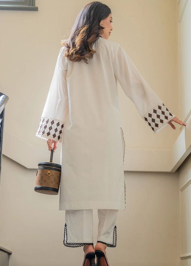 Sahar Pret Embroidered Cambric 2 Piece Suit Ivory Cloud