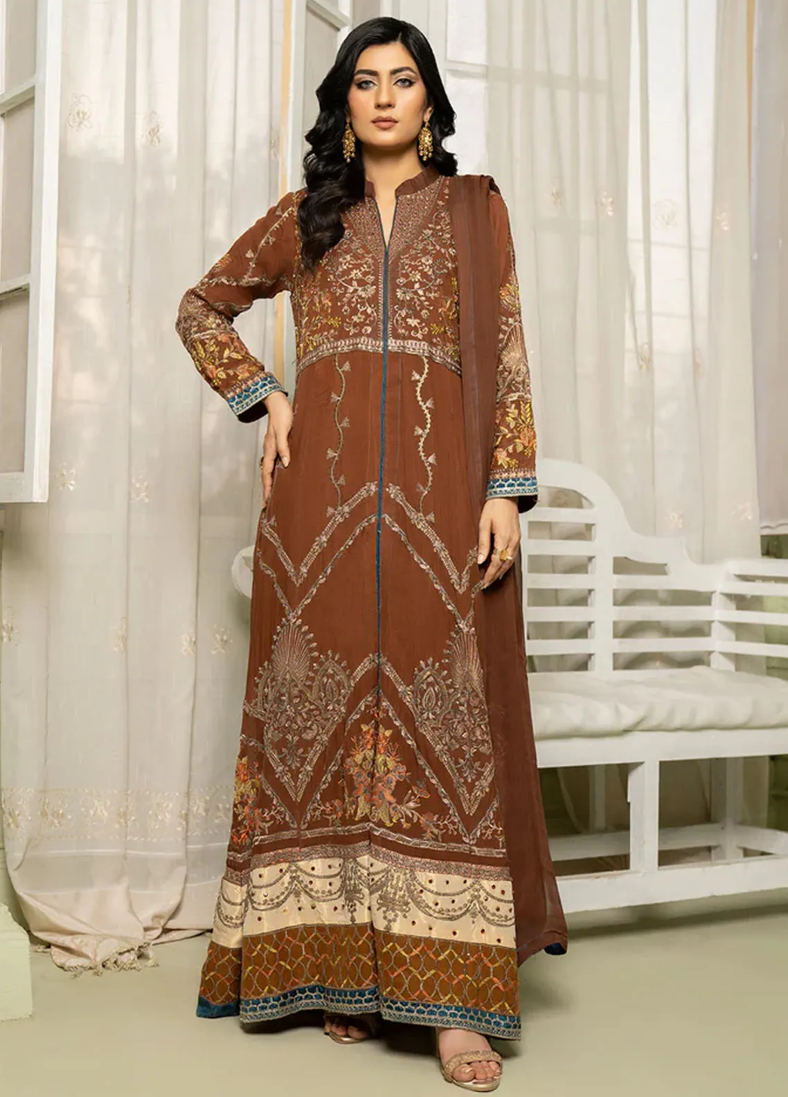 Saira Sultana Pret Embroidered Chiffon 3 Piece Suit Mah-Jabeen Shocking Pink main image 1