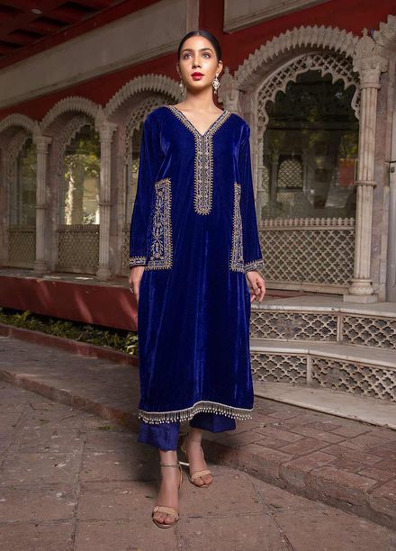 Sidra Mumtaz Embroidered Velvet Stitched 2 Piece Suit SM20GS 2101-GM-08 CAVANSITE