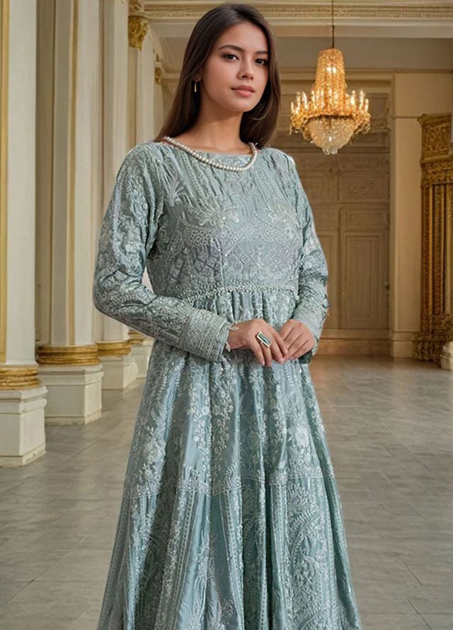 Thread and Motifs Pret Embroidered Chamois 3 piece Suit 9366.1