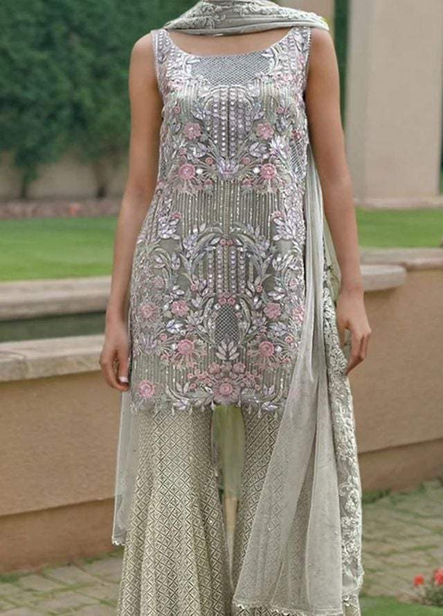 Thread and Motifs Pret Embroidered Organza 3 Piece 9124.1