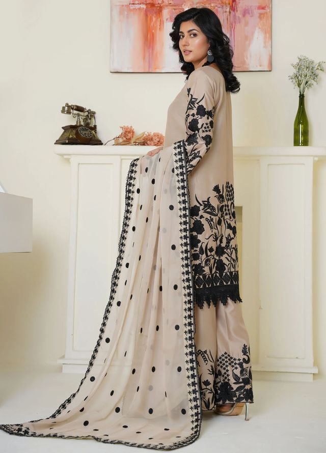 Thread And Weaves Pret Embroidered Viscose 3 Piece Suit RTWV25101S