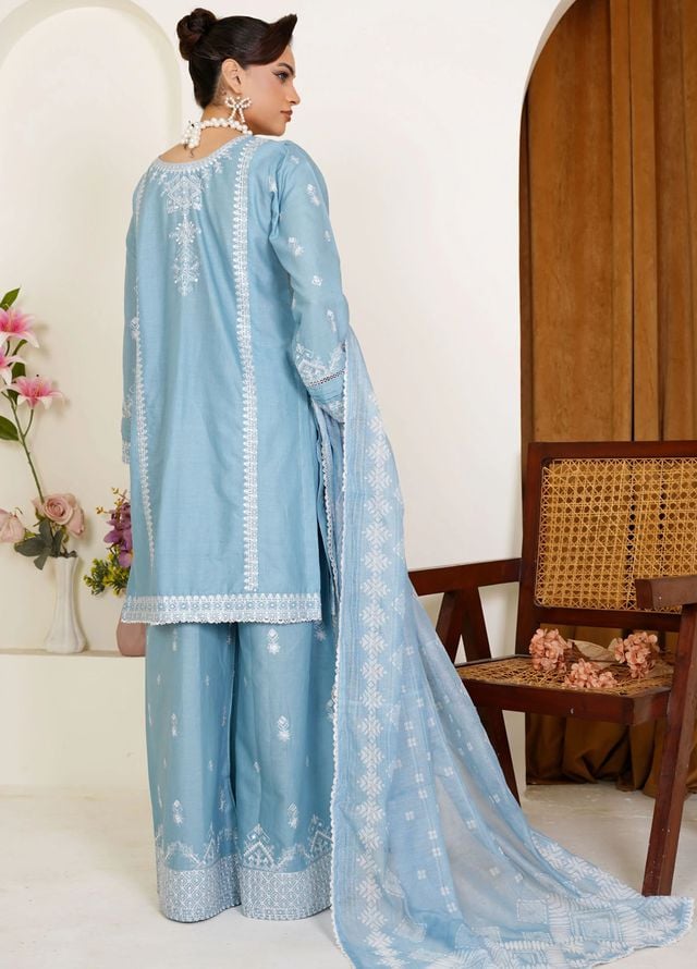 Threads And Weaves Pret Embroidered Lawn 3 Piece Suit RTWL25203