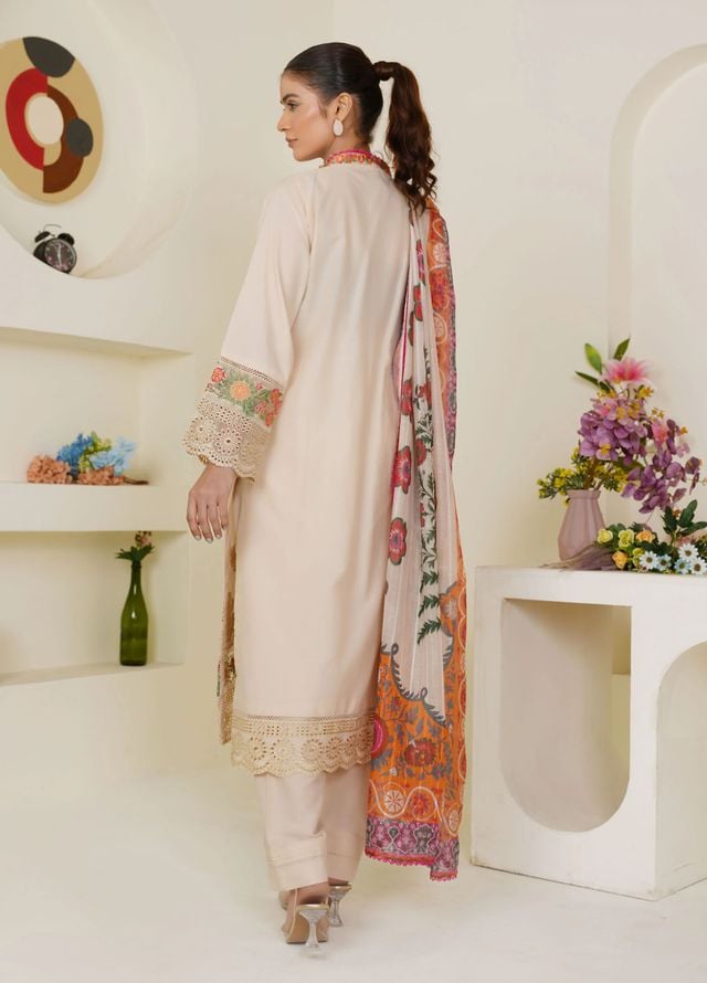 Threads And Weaves Pret Embroidered Lawn 3 Piece Suit RTWL25207