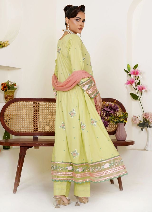 Threads And Weaves Pret Embroidered Lawn 3 Piece Suit RTWL25209