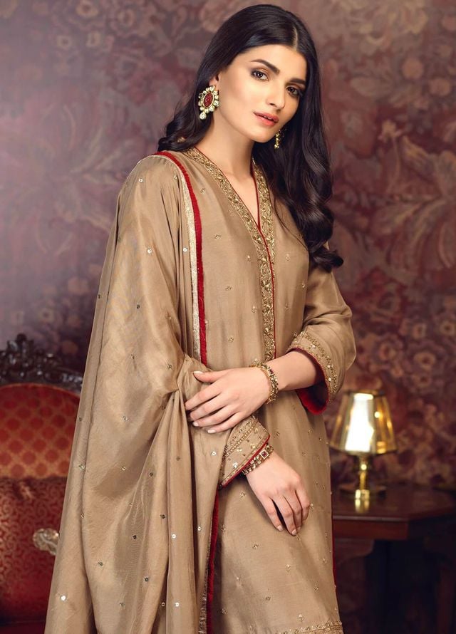 Zaaviay Pret Embroidered Raw Silk 3 Piece Suit Pareesa